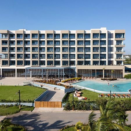Hilton Garden Inn Ла-Романа Экстерьер фото