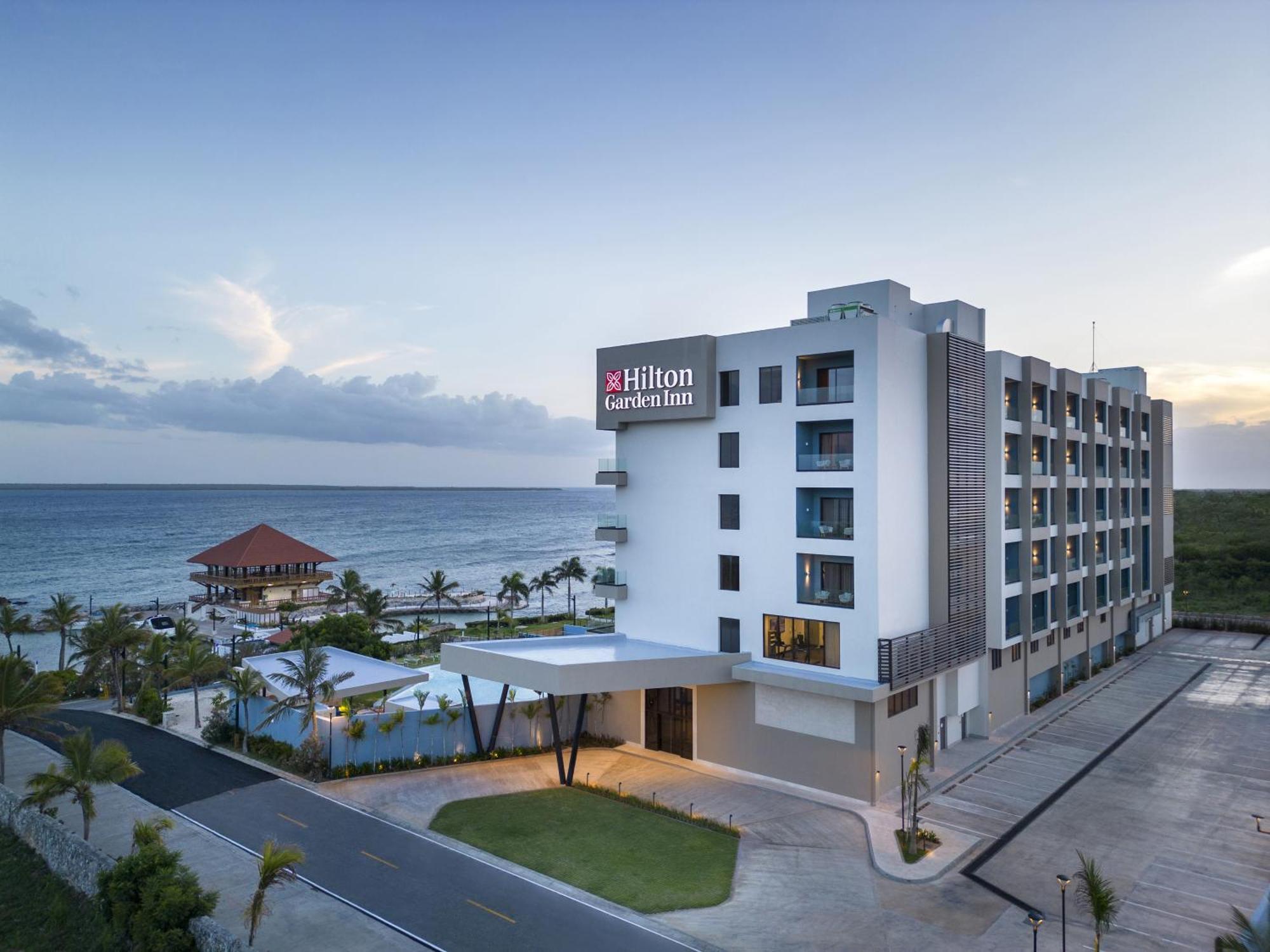 Hilton Garden Inn Ла-Романа Экстерьер фото